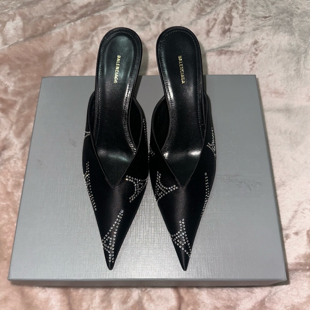 Balenciaga Crystal Eiffel Tower Mule Heels Size 36 
100% authentic